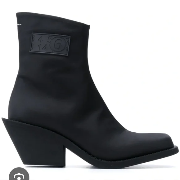 Mason Margiela Booties - Picture 1 of 7